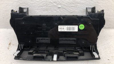 16-18 Hyundai Tucson Temperature Control Module In Dash Heater Ac Head Unit Oem