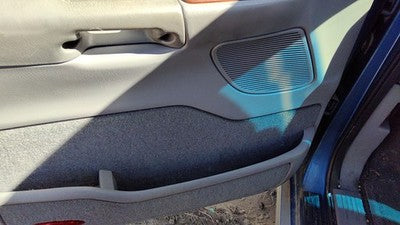 2001-03 Ford Windstar Driver Left Front Inside Door Trim Panel Only Oem Gray 22