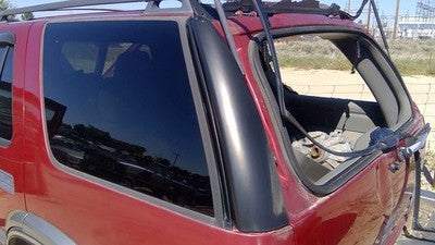1998 Chevy S10 Blazer Driver Left Rear Moulding On Quarter Panel Oem