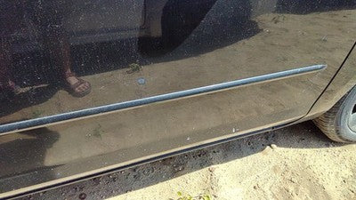 04-09 Mazda 3 Passenger Right Front Moulding From Door Oem Trim Strip Black 16W