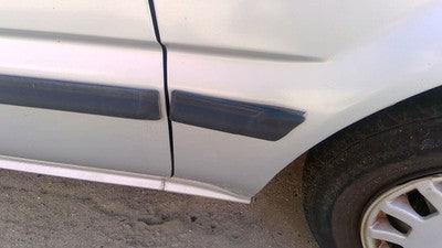 1990 Corolla Station Wagon Passenger Right Moulding From Fender Oem Trim Strip