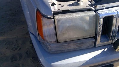 93-95 Jeep Grand Cherokee Passenger Right Head Light Front Lamp With Turn Signal
