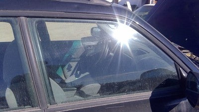 1998-2002 Subaru Forester Passenger Right Front Side Window Door Glass Oem