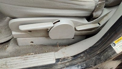 2007 Suzuki Grand Vitara Xl-7 Driver Left Side Seat Trim Panel Oem Gray