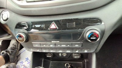 16-18 Hyundai Tucson Temperature Control Module In Dash Heater Ac Head Unit Oem