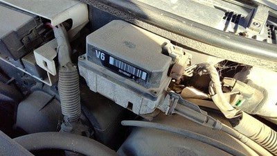 96-98 Olds 88 Cruise Control Servo Assembly Module With Cable 3.8L Supercharged