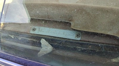 84 Jeep Grand Wagoneer Driver Left Front Spindle Steering Knuckle With Wheel Hub