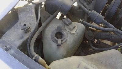 85 Jeep Cherokee Windshield Washer Fluid Reservoir With Pump Oem Wiper Tank