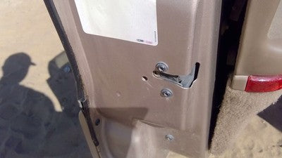 1994 Olds Eighty Eight Driver Left Front Door Latch With Rods/Cables Oem