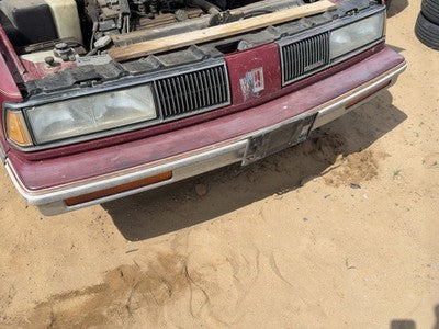 1986-1989 Olds 88 Front Bumper Cover Assembly Oem 22514530
