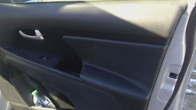 14-16 Kia Sportage Passenger Right Front Inside Door Trim Panel Only Black Wk