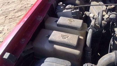 1998-2001 Ford Ranger Windshield Washer Fluid Reservoir With Pump Oem Wiper Tank