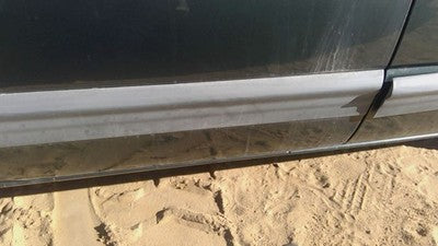 00 Chrysler Voyager Passenger Right Rear Moulding From Door Oem Back Trim Strip