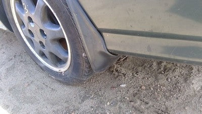 1991 Mitsubishi Galant Vr-4 Driver Left Rear Mud Flap Rock Guard Shield Back Awd