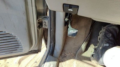 2000 Chevy Venture Driver Left Lower Kick Trim Panel Oem Gray