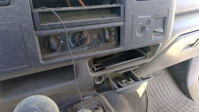 1999-2004 F250 Super Duty Temperature Control Module In Dash Heater Ac Head Unit