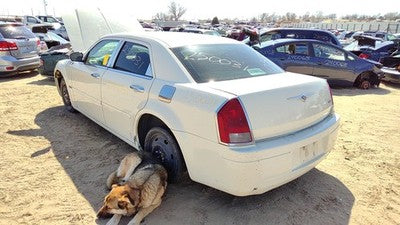05-11 Chrysler 300 Passenger Right Front Spindle Steering Knuckle With Wheel Hub