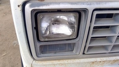 1979-1991 Ford Van E250 Passenger Right Head Light Oem Front Lamp D8bz13007a