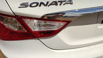 2011-14 Hyundai Sonata Driver Left Tail Light Brake Lamp Rear Inner Lid Mounted