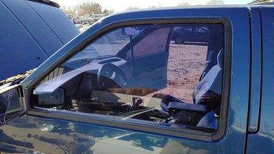 87-95 Nissan Pathfinder Driver Left Front Side Window Door Glass Oem 80301S3900