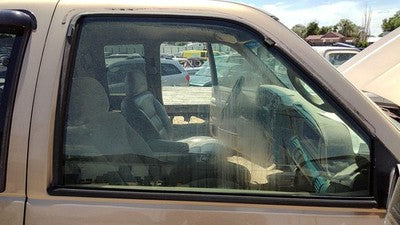 1988-00 Silverado 2500 Passenger Right Front Side Window Door Glass Oem 15696942
