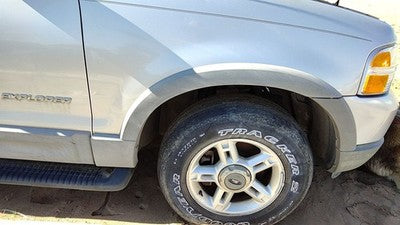 2002 Ford Explorer Passenger Right Front Wheel Flare Moulding Fender Silver Ts