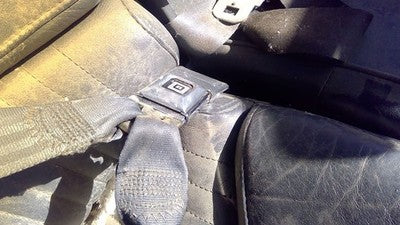1993 Buick Park Ave Passenger Right Front Seat Belt Buckle Receiver Oem Gray