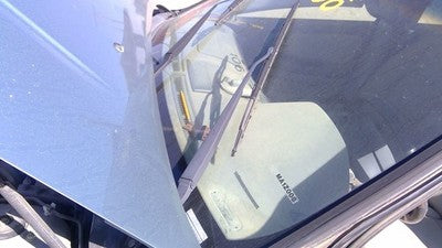 2000-2003 Nissan Maxima Driver Left Windshield Wiper Arm Oem Blade Lever