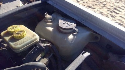 1994 Jeep Grand Cherokee Windshield Washer Fluid Reservoir With Pump Wiper Tank