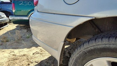 1997-05 Chevy Malibu Rear Bumper Cover Assembly Oem Back 17u Silvermist 12463199
