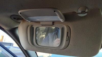 2001-2002 Grand Caravan Driver Left Sun Visor Oem Gray E7l5 Tr97tl2ab
