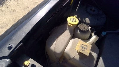 2007-2017 Jeep Patriot Windshield Washer Fluid Reservoir With Pump Wiper Tank