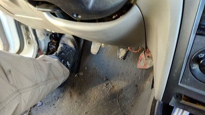 2001-03 Hyundai Elantra Lower Dash Under Column Knee Bolster Trim Panel Oem Tan