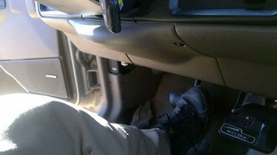 94-95 Jeep Grand Cherokee Lower Dash Under Column Knee Bolster Trim Panel Brown