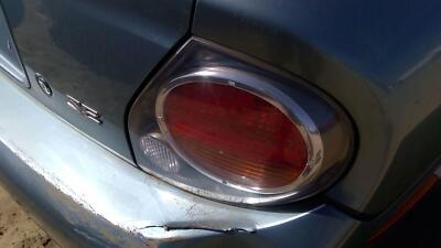 2002 2003 Nissan Maxima Passenger Right Tail Light Brake Lamp Oem Rear