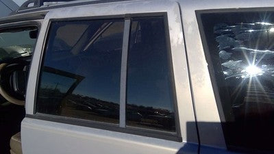 93-98 Grand Cherokee Driver Left Rear Vent Window Back Door Glass With Frame