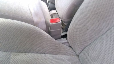 1998 Ford Taurus Driver Left Front Seat Belt Buckle Receiver Oem Gray