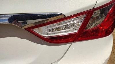 11-14 Sonata Passenger Right Tail Light Brake Lamp Rear Inner Lid Mounted