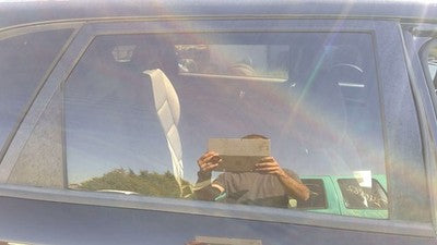 2011-2015 Kia Sorento Passenger Right Rear Side Window Door Glass Oem Back