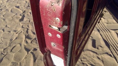 1986 Isuzu Pup Pickup Driver Left Front Door Latch With Rods/Cables Oem