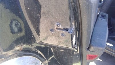 1993 Buick Park Ave Driver Left Rear Door Latch With Rods/Cables Assembly Back
