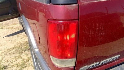 1995-2005 Chevy S10 Blazer Driver Left Tail Light Oem Brake Lamp Rear 19179358