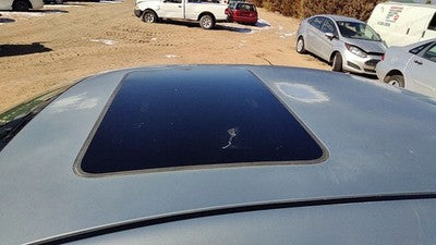 2004-2012 New Style Malibu Sun Roof Glass Oem Top Window 15893307