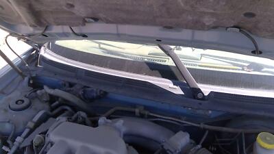2002 Nissan Maxima Windshield Wiper Cowl Vent Trim Panel Oem Grille