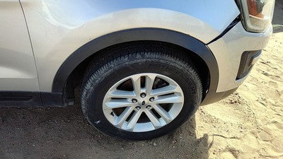 2016-2019 Ford Explorer Passenger Right Front Wheel Moulding Fender Flare Oem