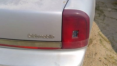 1988-1991 Cutlass 2 Door Passenger Right Tail Light Oem Brake Lamp Rear