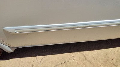 04-07 Town & Country Driver Left Front Moulding From Door Trim Strip Silver Ps2