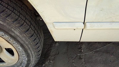 2002-2005 Ford Explorer Driver Left Moulding From Fender Oem Trim Strip White Yz