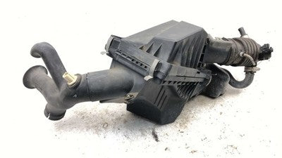 02-06 Sentra Complete Air Intake Cleaner Filter Box Housing With Tube Oem 1.8L