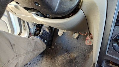 2001-03 Hyundai Elantra Lower Dash Under Column Knee Bolster Trim Panel Oem Tan